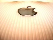 Retailers Reject Apple Pay