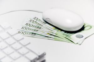 Alternative payment methods are already well underway in China and Japan, with the US set to follow suit. (Photo: Pierre Amerlynck)